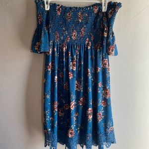 Xhileration off the shoulder, blue floral dress